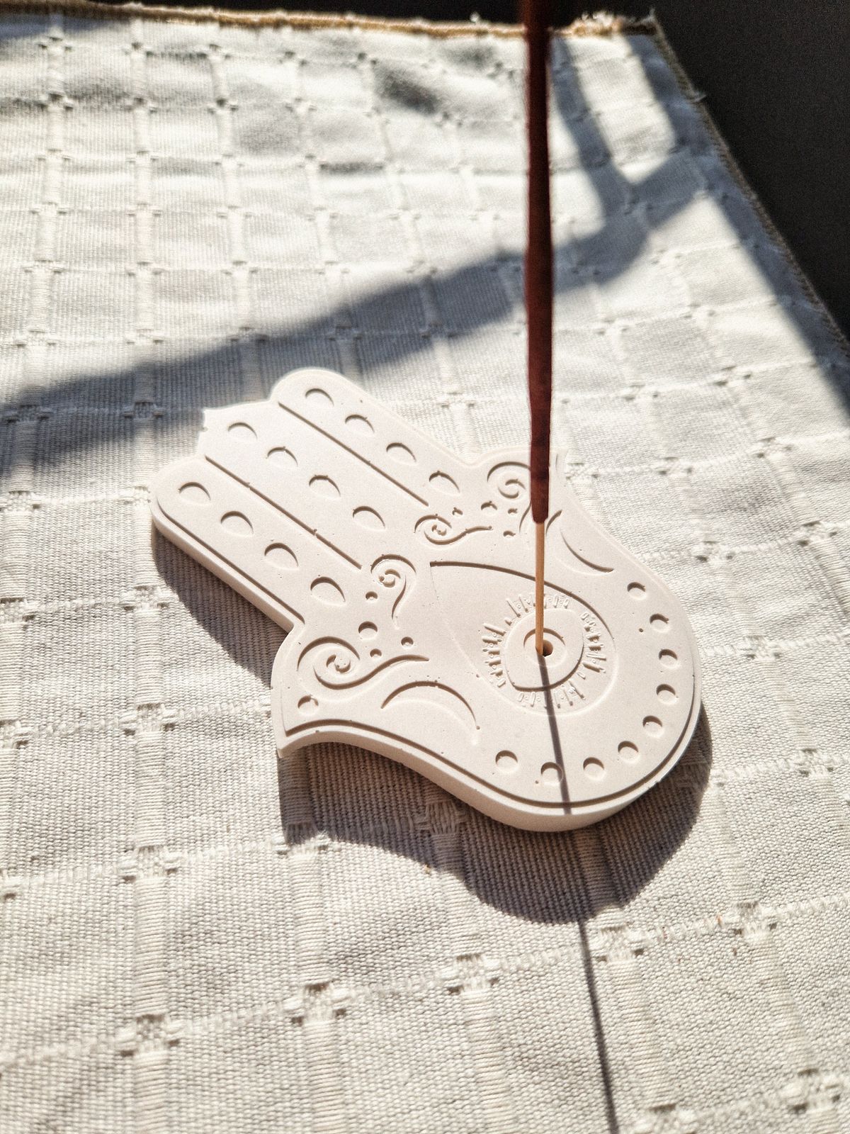 Le porte encens main de fatma