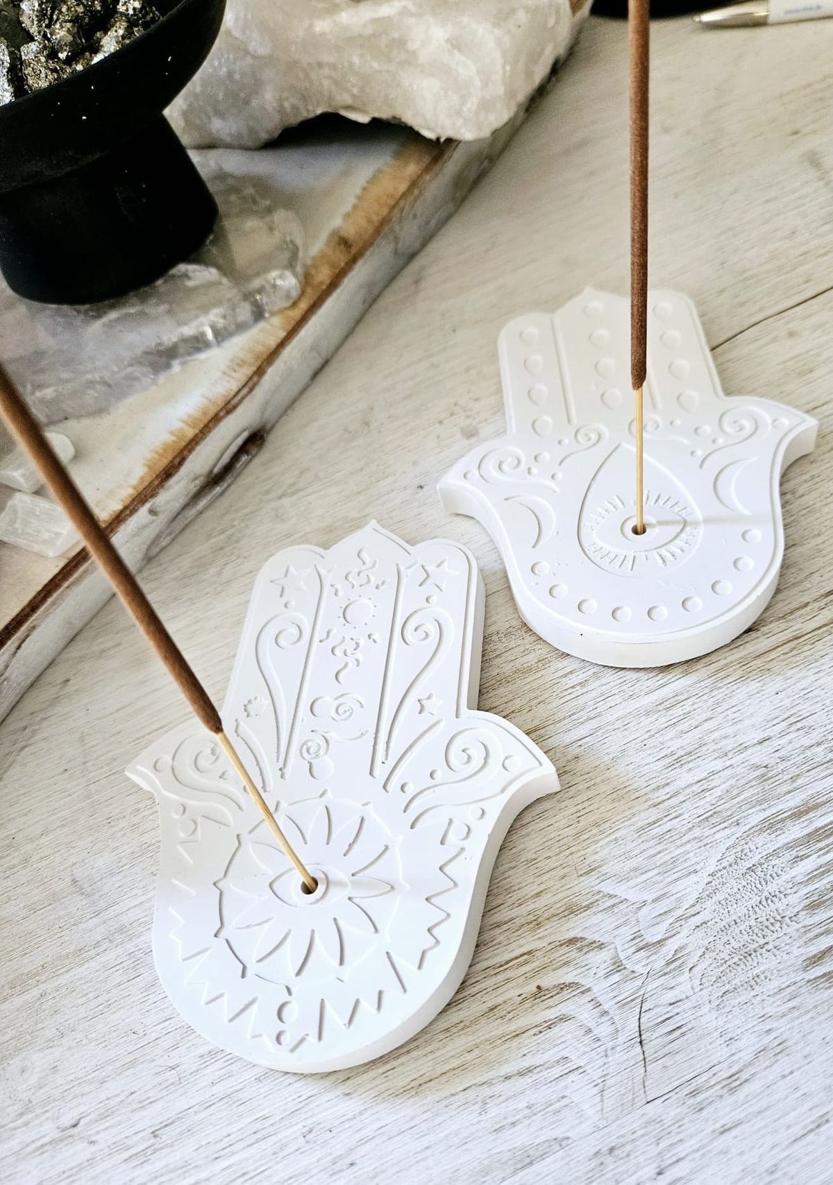 Le porte encens main de fatma