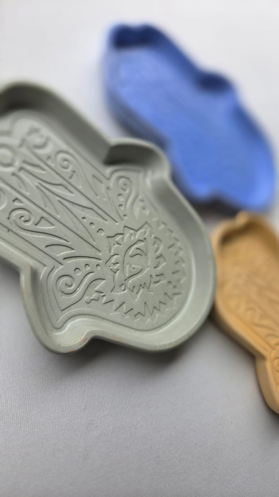 Les mains de Fatma ( relief )